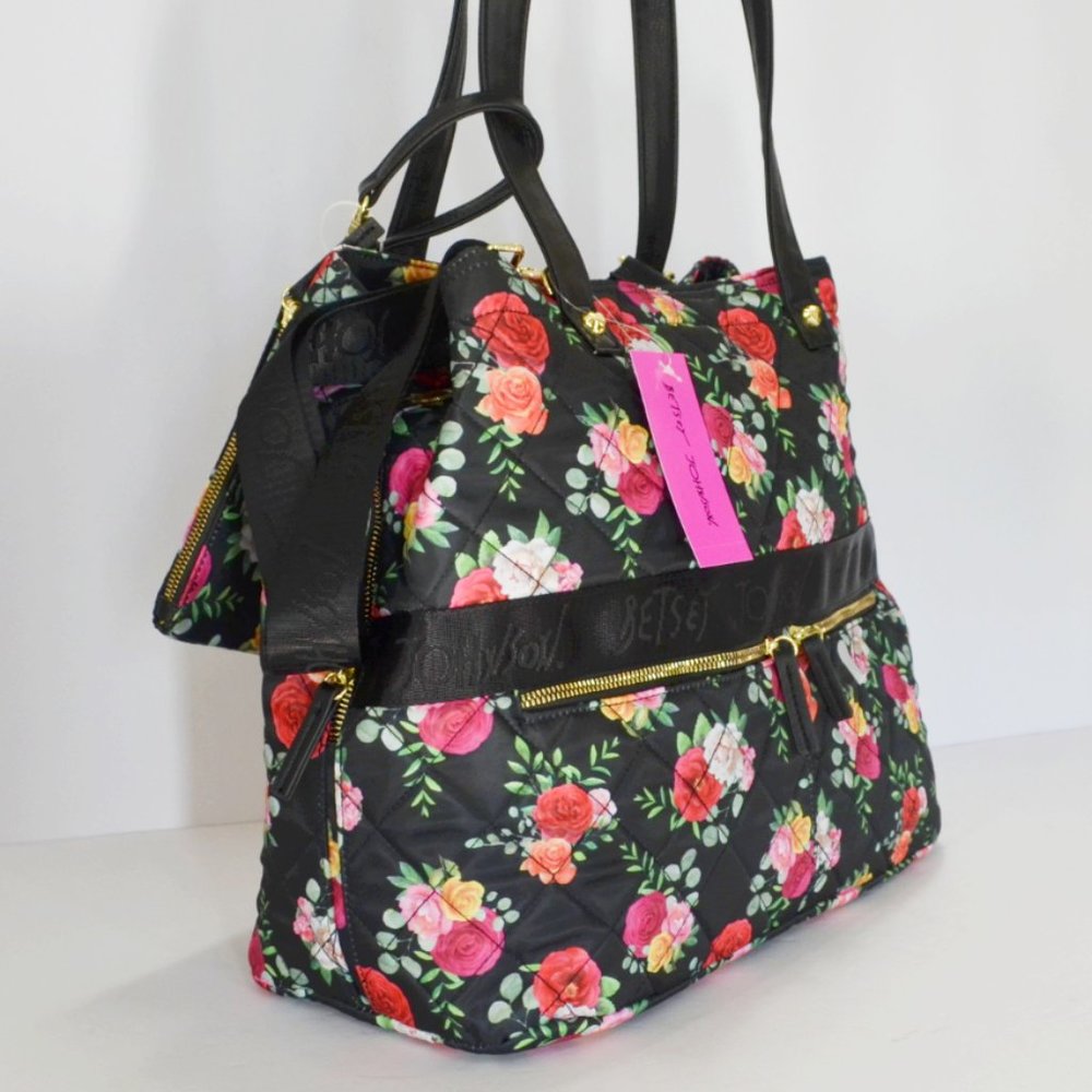 Nwt Betsey Johnson Quilted Tote Bag & Wristlet Set - Picture 2 of 10